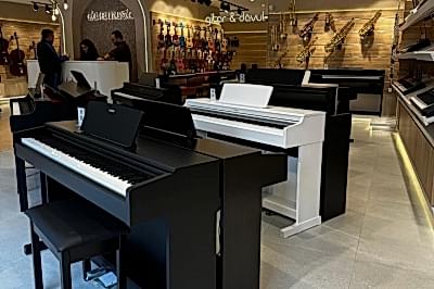 Adana, Çukurova - Turgut Özal Mağazası, Fotoğraf: (4/8)