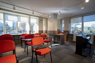 İstanbul, Etiler Akademi & Mağazası, Fotoğraf: (10/10)